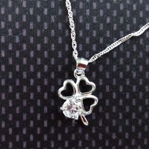 -New Sterling Silver Clover Necklace